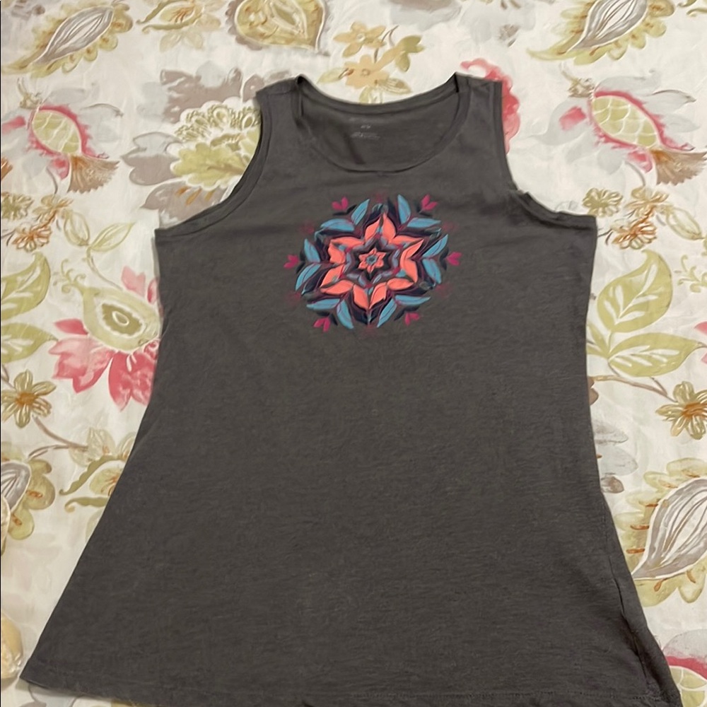 Gray Sleeveless Tank Top with Star Emblem